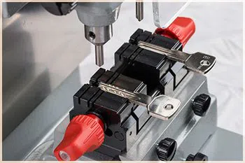 Elite Locksmith Services Phoenix, AZ 480-612-9223 Elite Locksmith Services Phoenix, AZ 480-612-9223 - 11-key-cutting